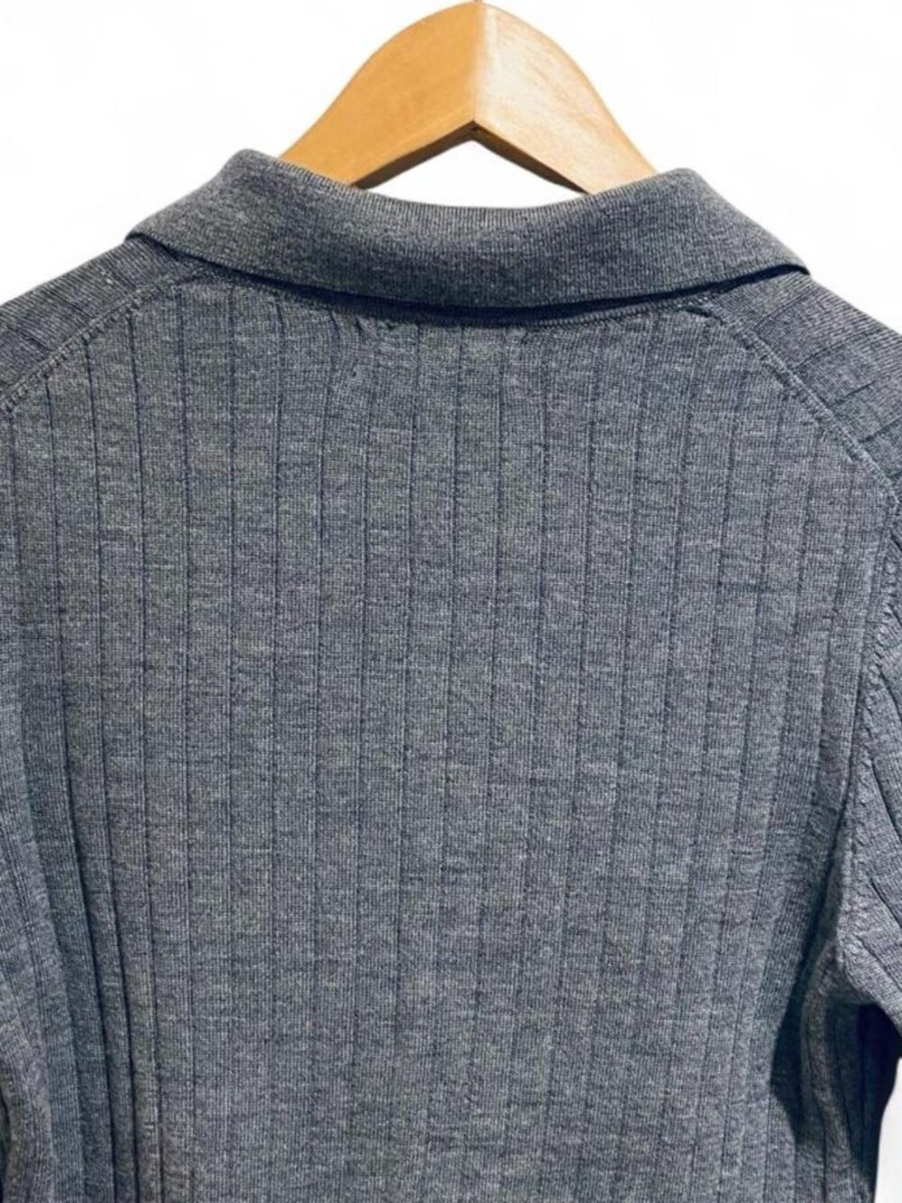 Banana Republic Gray Merino Wool Ribbed Sweater Size M - Picture 6 of 9